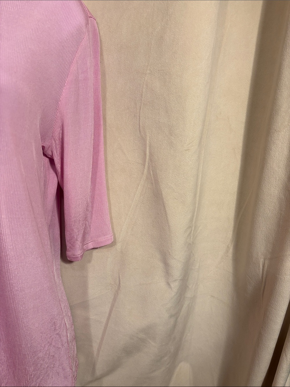St. John Drapey Classic Pink Crewneck Women's Top - Picture 2 of 6